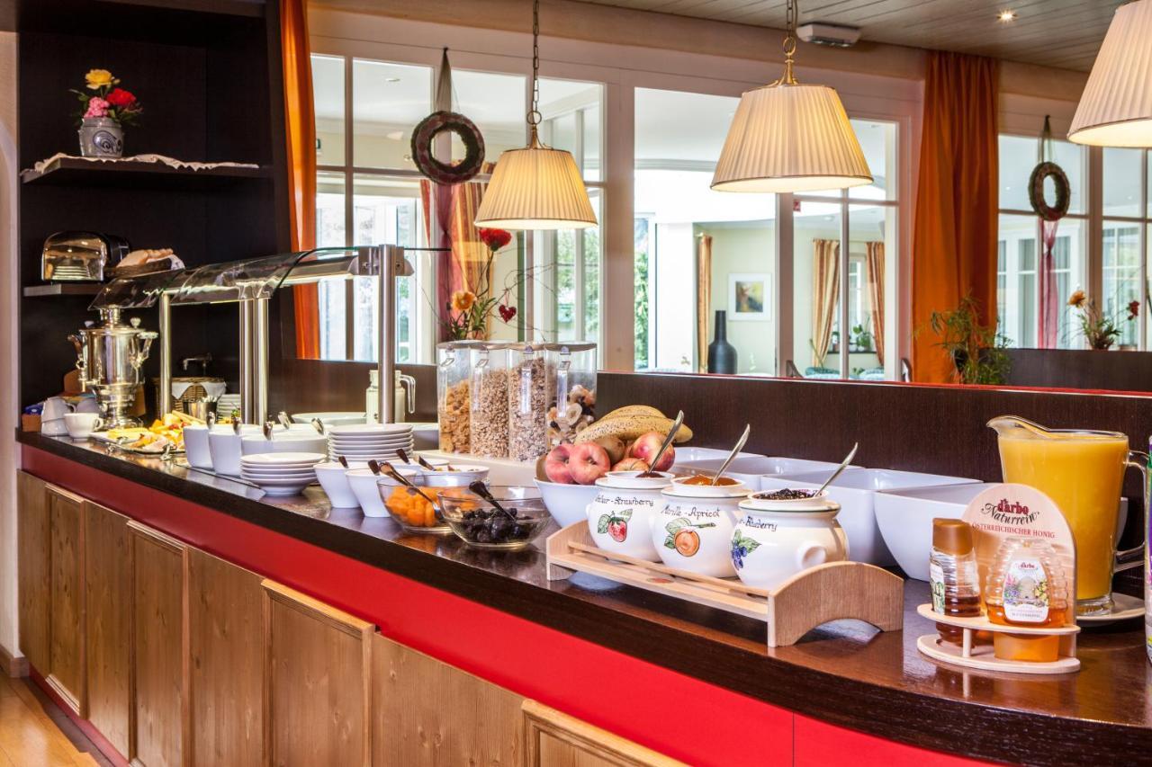 Parkhotel Matrei Матрей ам Бренер Екстериор снимка