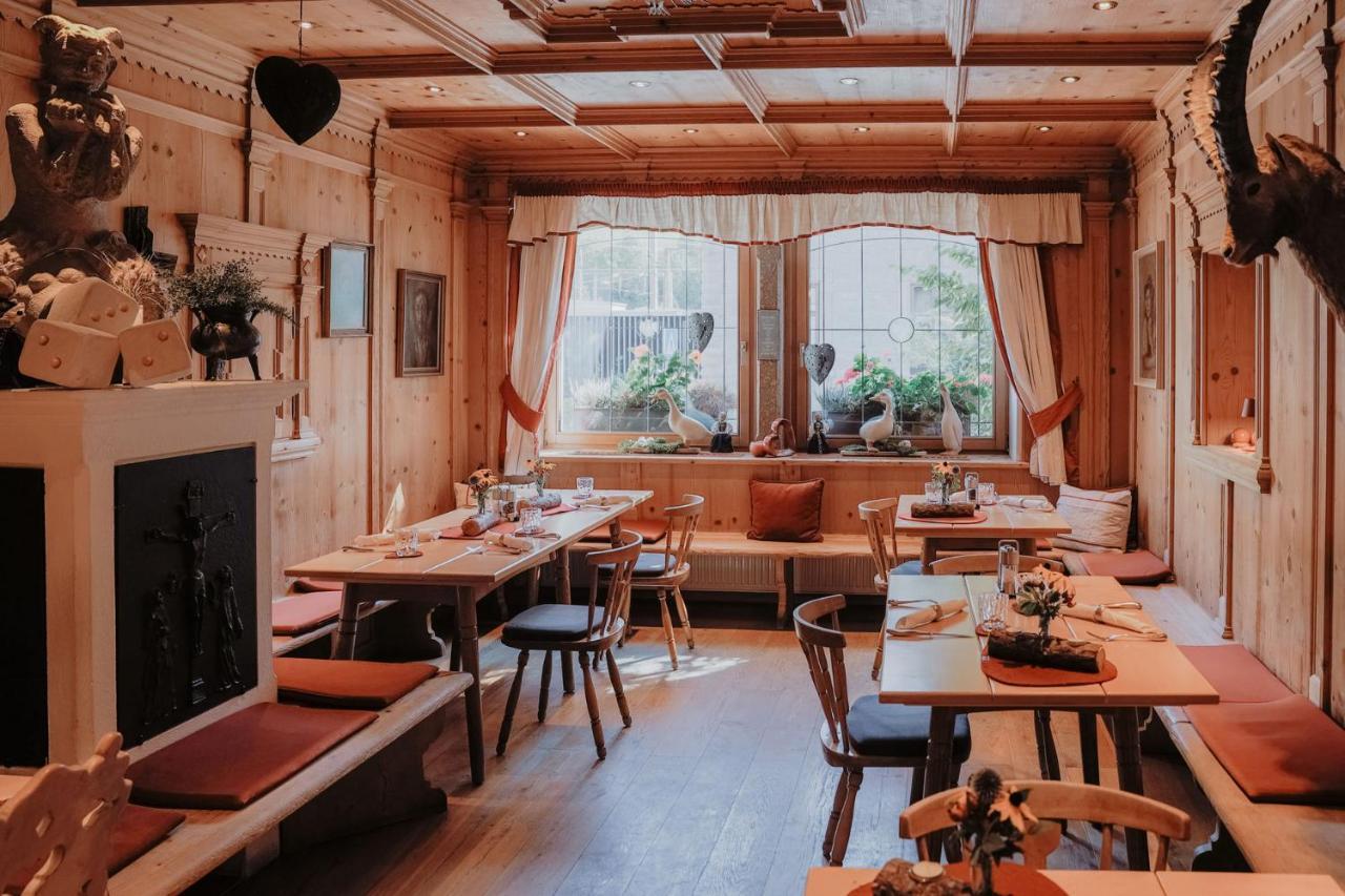 Parkhotel Matrei Матрей ам Бренер Екстериор снимка