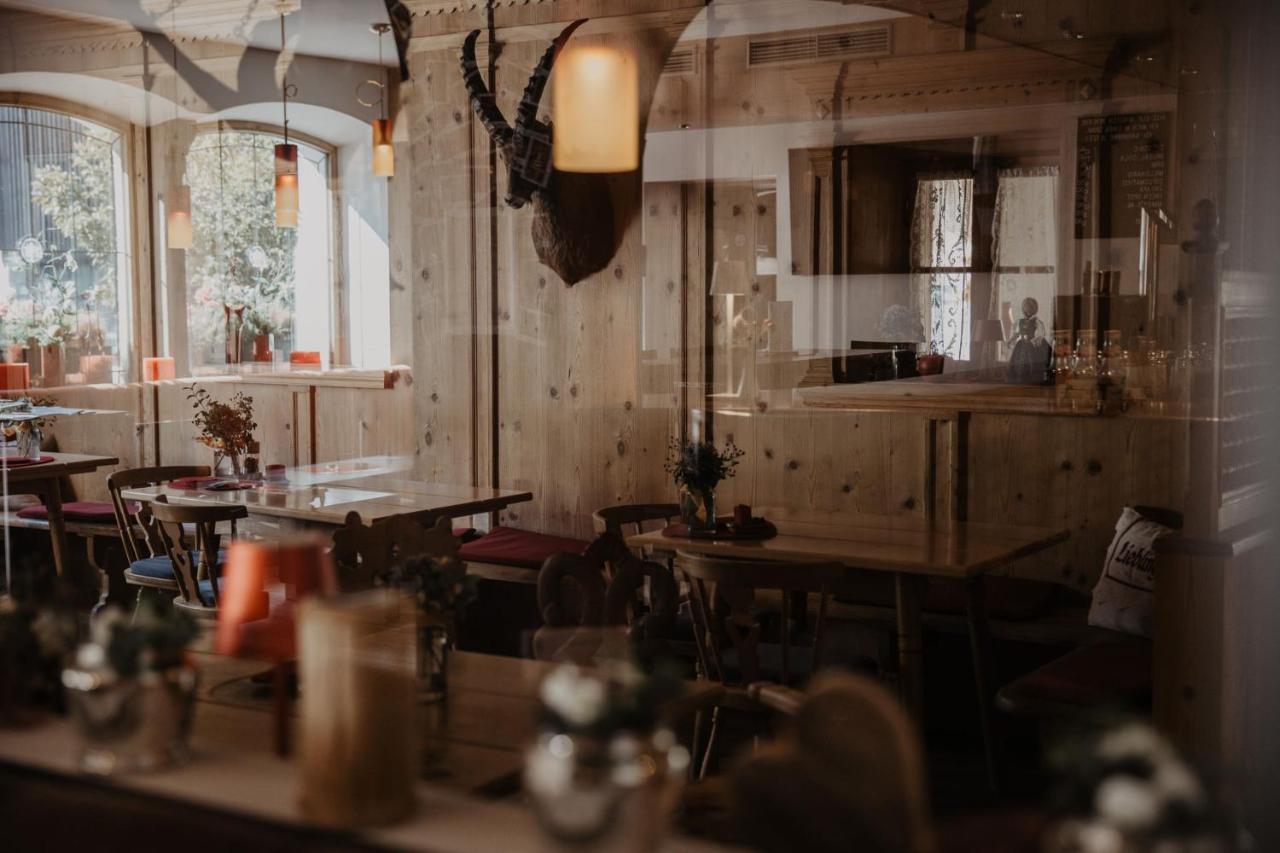 Parkhotel Matrei Матрей ам Бренер Екстериор снимка