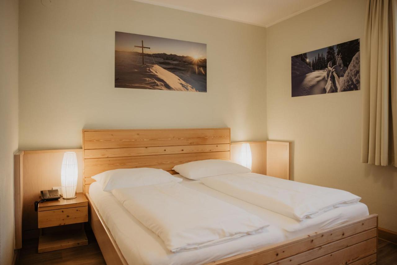 Parkhotel Matrei Матрей ам Бренер Екстериор снимка