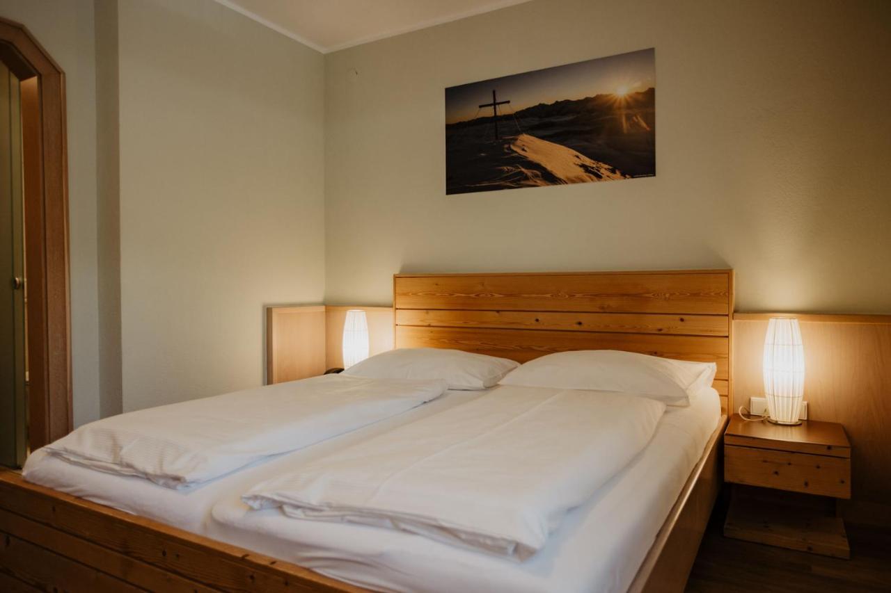 Parkhotel Matrei Матрей ам Бренер Екстериор снимка