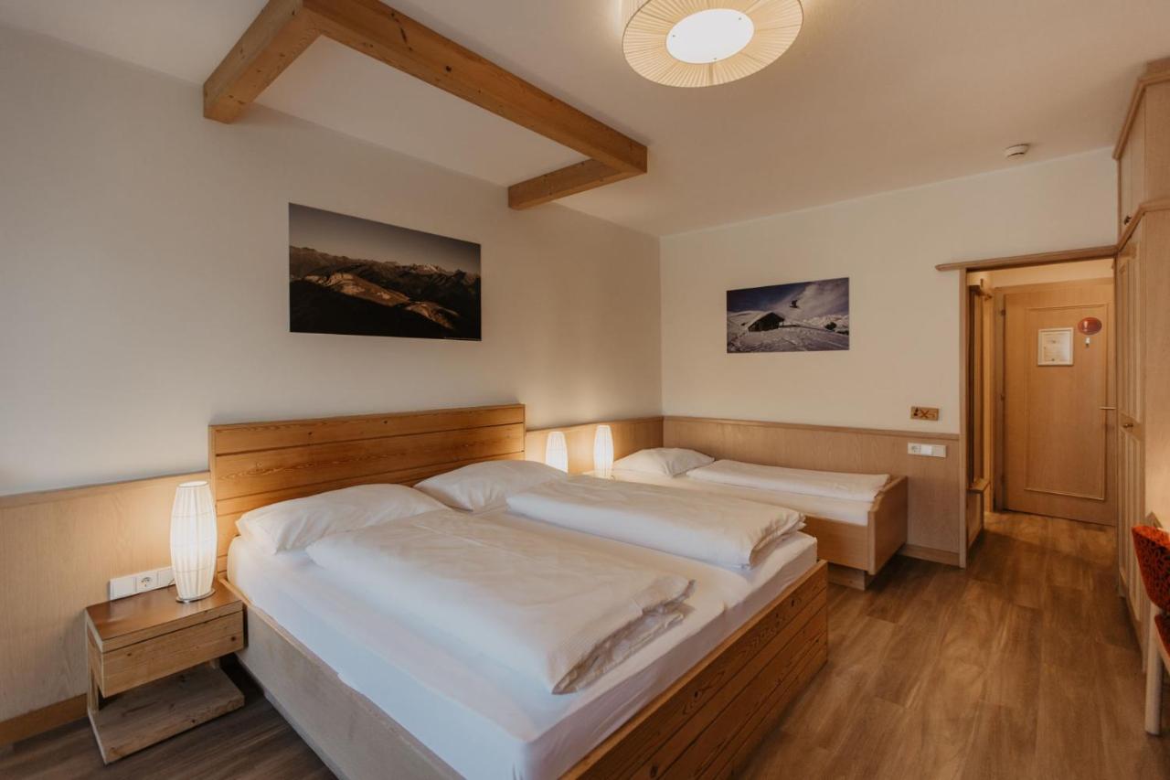 Parkhotel Matrei Матрей ам Бренер Екстериор снимка